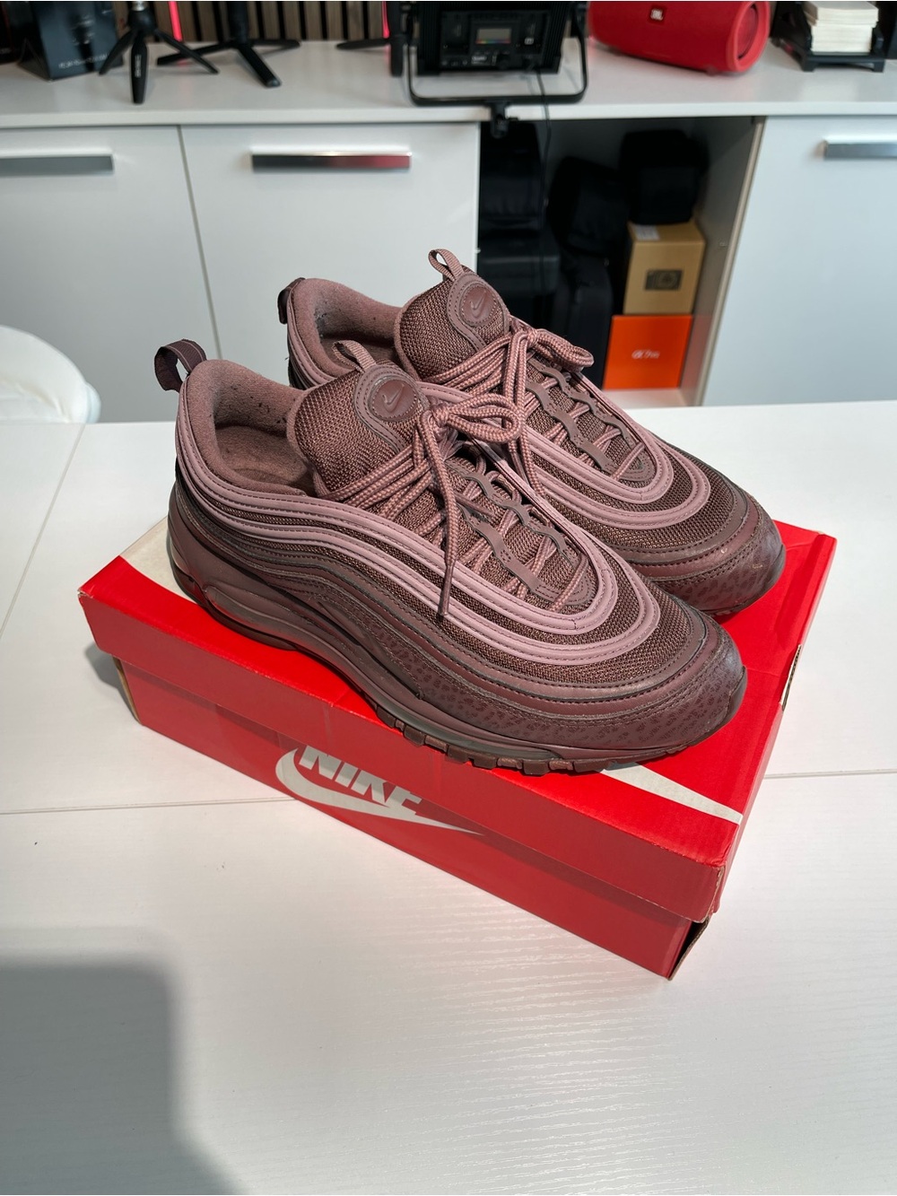 Nike Men’s Air Max 97 — Mauve and Brown Retro Runner